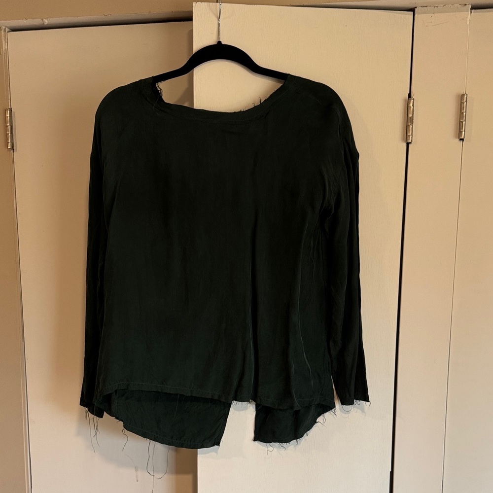BB Dakota Dark Green Raw-Edge Long Sleeve Top